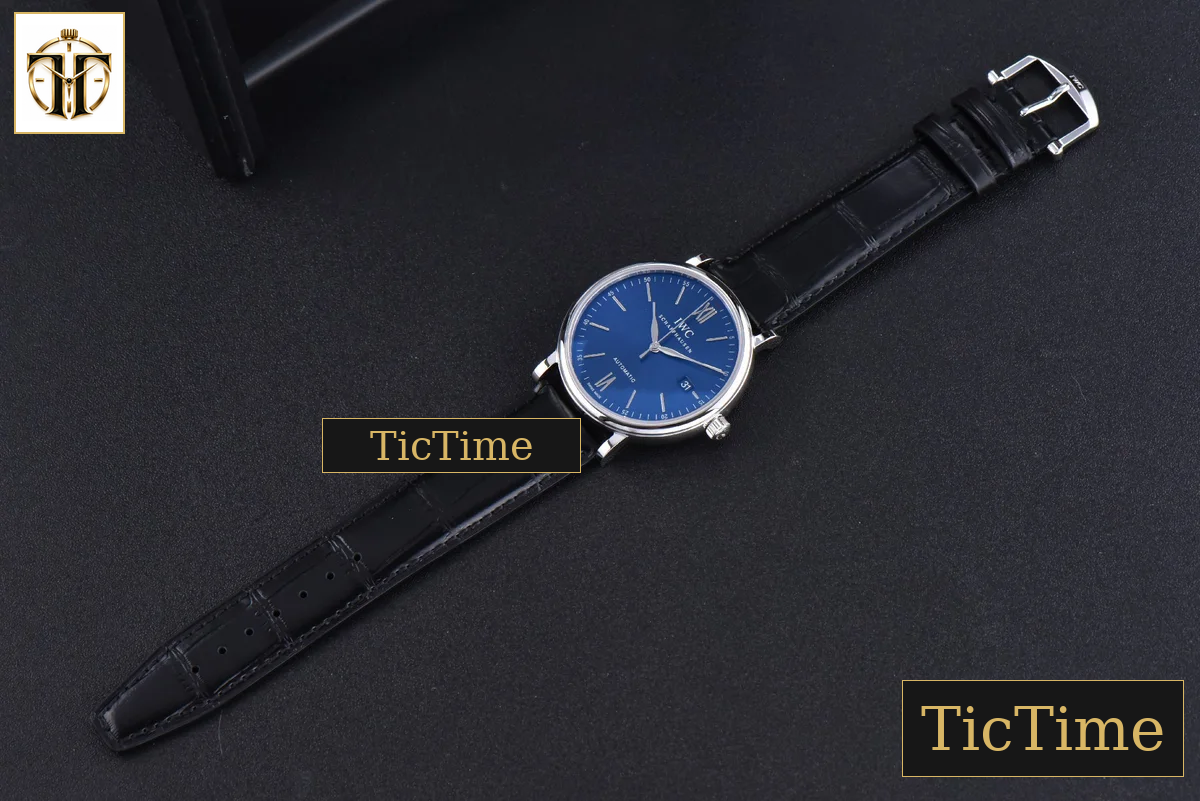 Portofino ‘150 Years’ 40mm V7F Blue Dial ‘Red 60’ Black Leather Strap / A2892 — foto 4