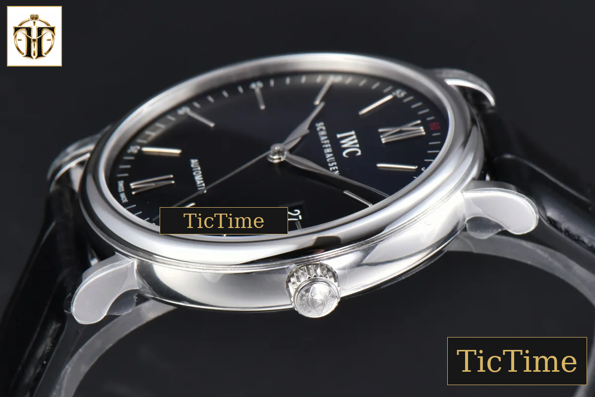 Portofino 40mm V7F Black Red “60” Dial Black Leather Strap A2892 — foto 11