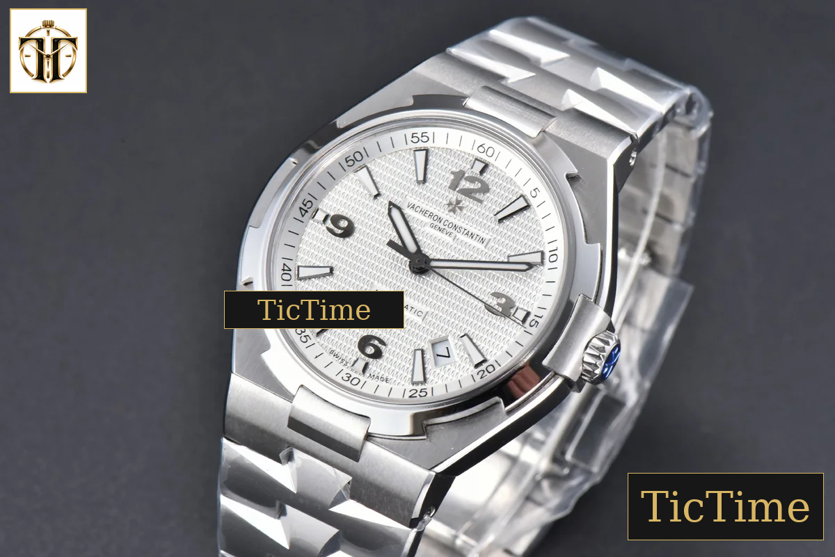 Overseas 47040 42mm PPF White Dial SS Bracelet A1226 — foto 5