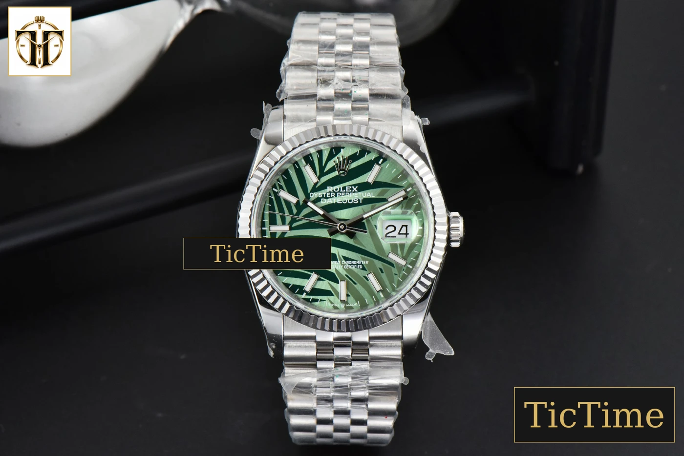 Vista frontal — DateJust 36mm BPF Green Plam Dial Jubilee Bracelet A2824