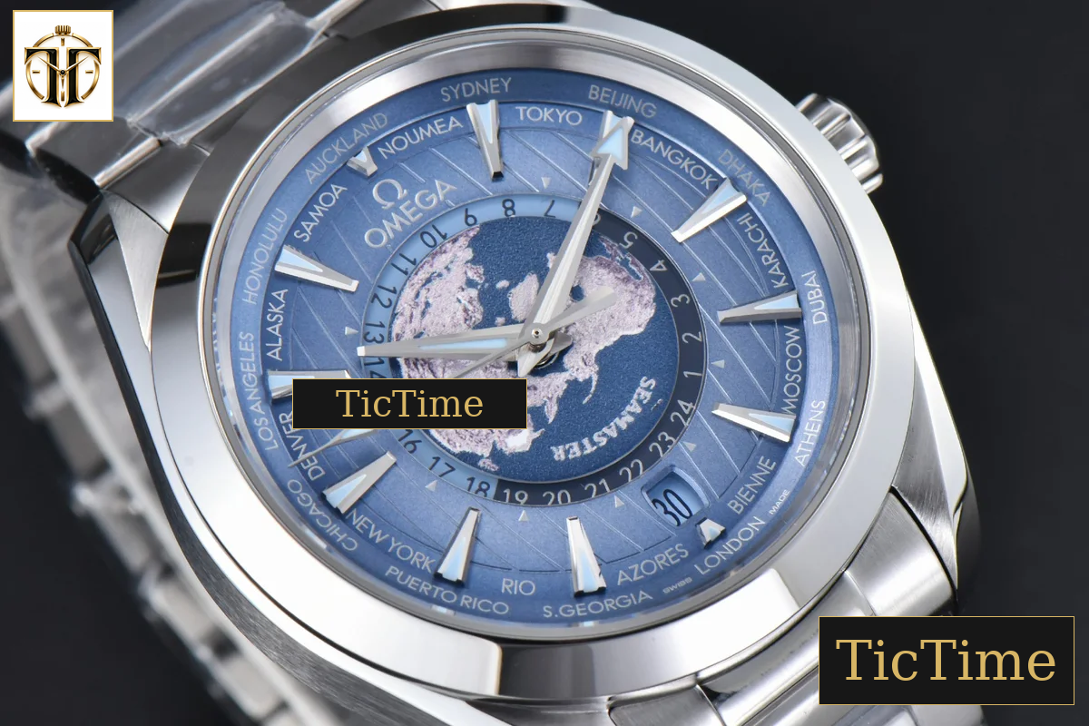 Aqua Terra 150m GMT Worldtimer 43mm VSF Ice Blue Dial SS Bracelet A8938 — foto 11