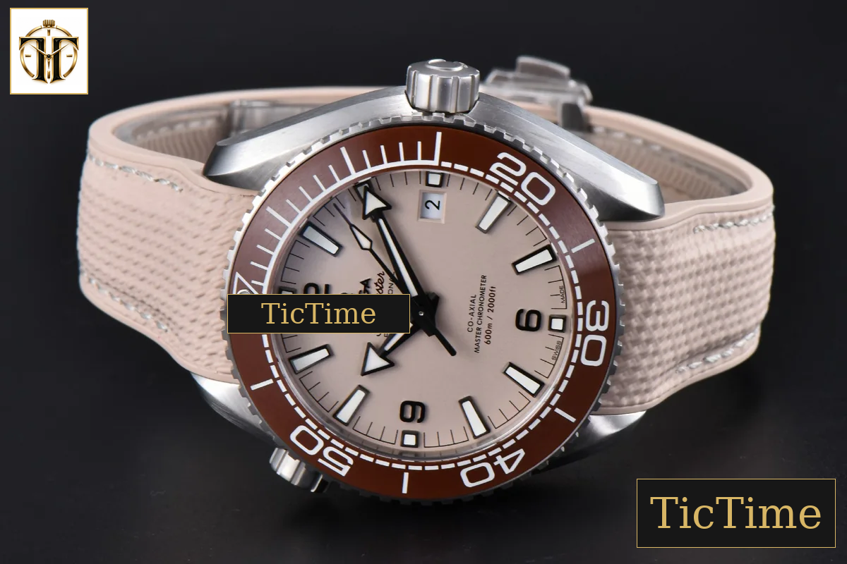 Planet Ocean 43.5mm VSF Brown Salmon Dial Rubber Strap A8900 — foto 14