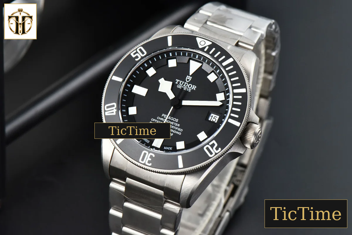 Pelagos 42mm XF Black Gray Titanium Bracelet A2824 — foto 4