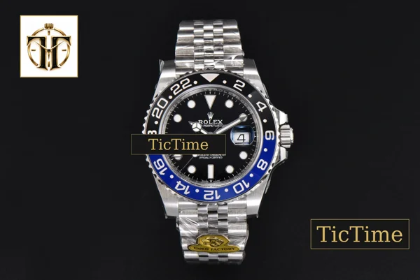 Foto frontal — GMT Master BLNR Batgirl 126710 Gold Factory Blue/Black Bezel Jubilee bracelet V4