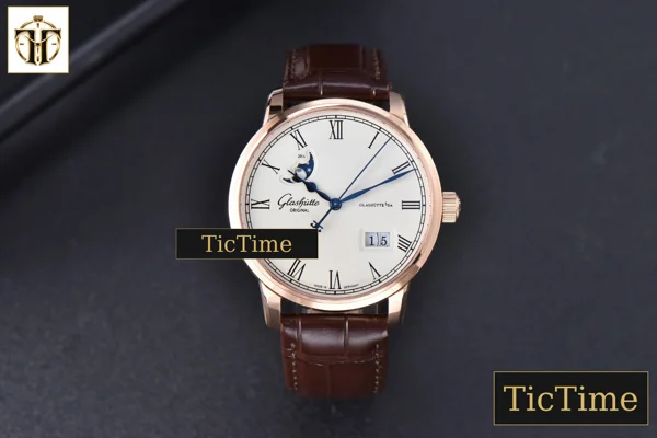 Foto frontal — Excellence Panorama Date Moonphase 40mm V9F RG White Dial Brown Leather Strap A100