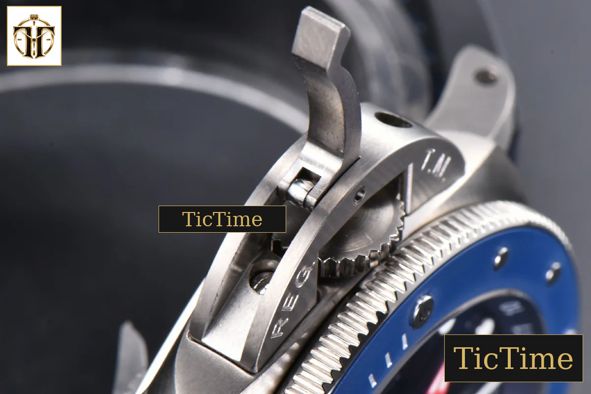 Submersible GMT Luna Rossa Ti PAM1507 42mm VSF Blue Dial Gummy Strap P900 — foto 17