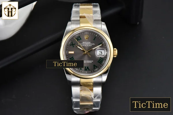 Foto frontal — DateJust 36mm BPF YG/SS Smooth Wimbledom Gray Dial Green Roma Marker Oyster Bracelet 2824