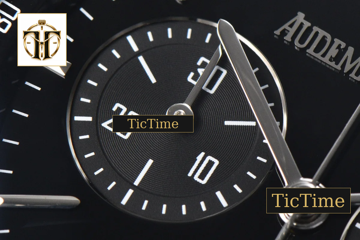 Code 11.59 Chrono 26393 41mm APSF SS Black Dial Black Leather Strap SA4401 — foto 18