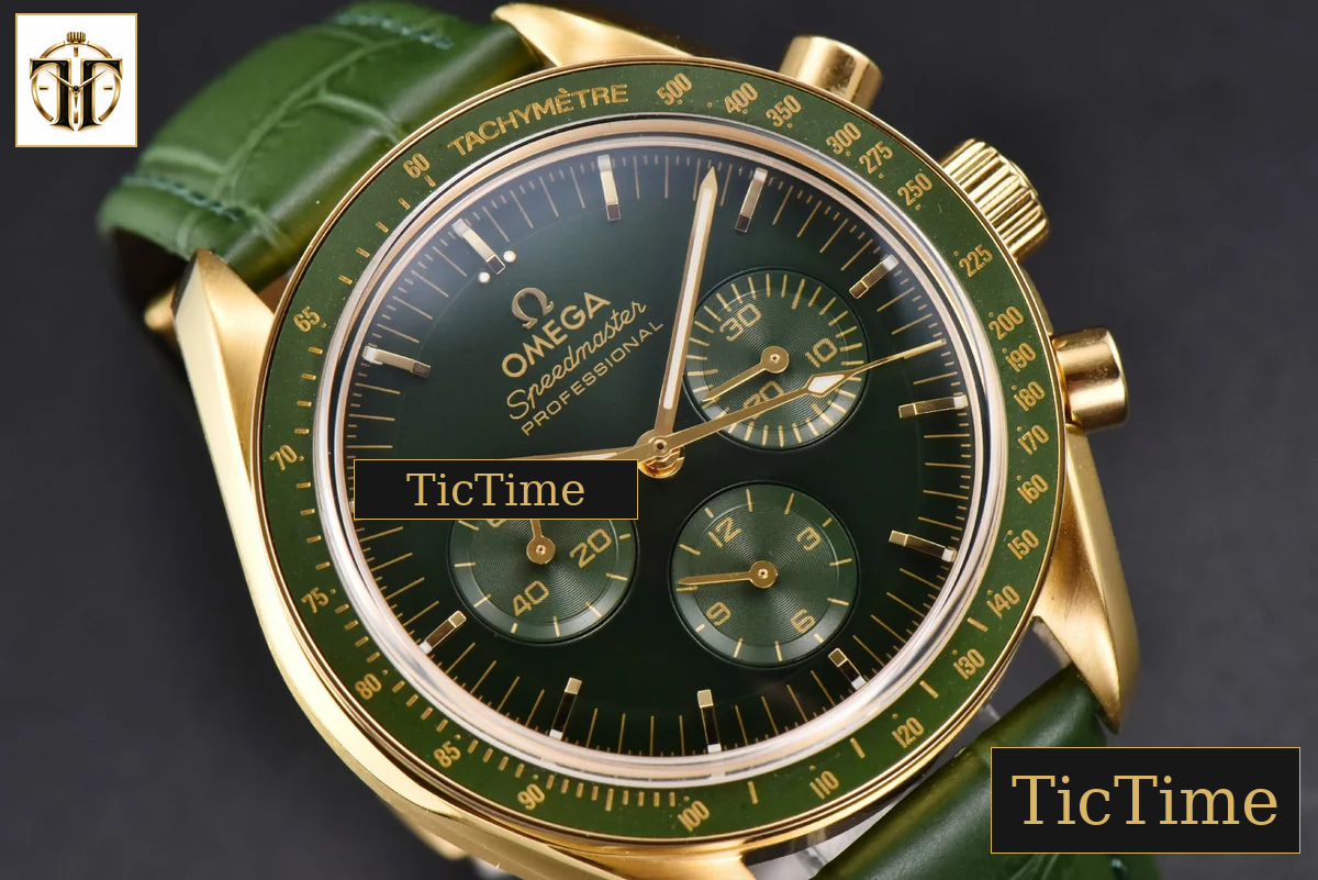 Speedmaster Moonwatch 42.5mm V6SF YG/Green Dial Green Rubber Strap Manual Chrono — foto 12