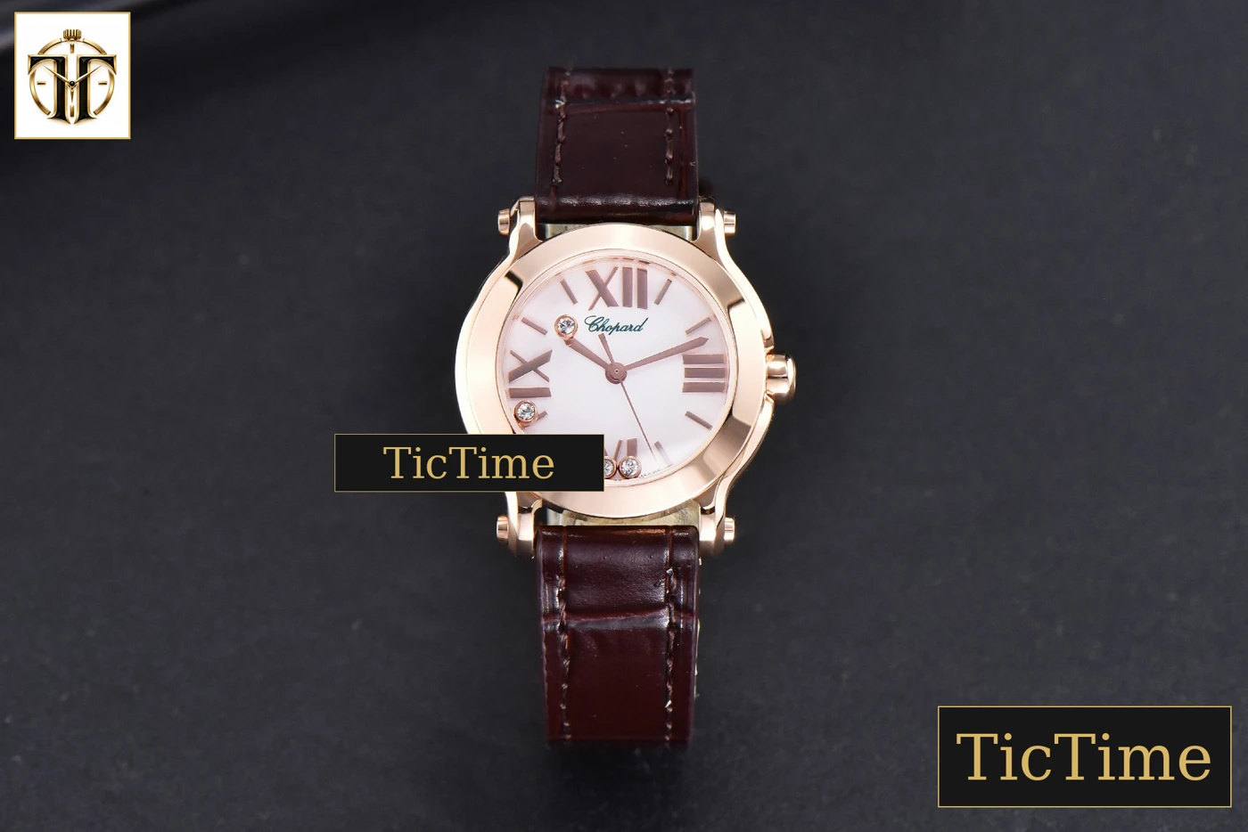 Vista frontal — Happy Sport 30mm ZF RG White Dial Black Leather Strap Swiss Quartz