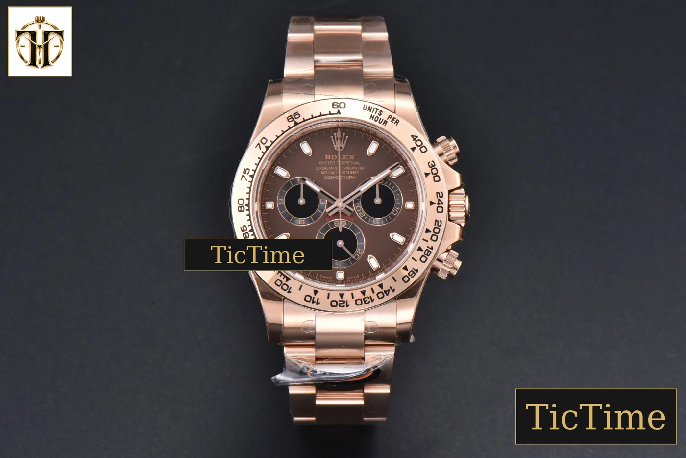Vista frontal — Daytona 116505 40mm BTF Brown Dial Black Subdial RG Bracelet SA4130