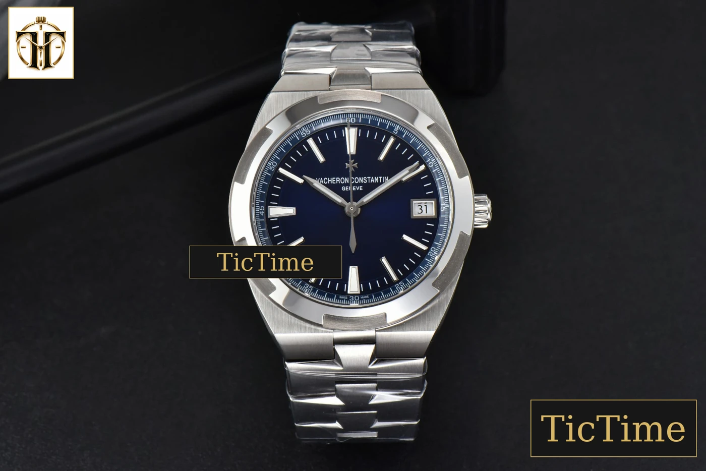 Vista frontal — Overseas 4500V 41mm ZF Blue Dial SS Bracelet A5100