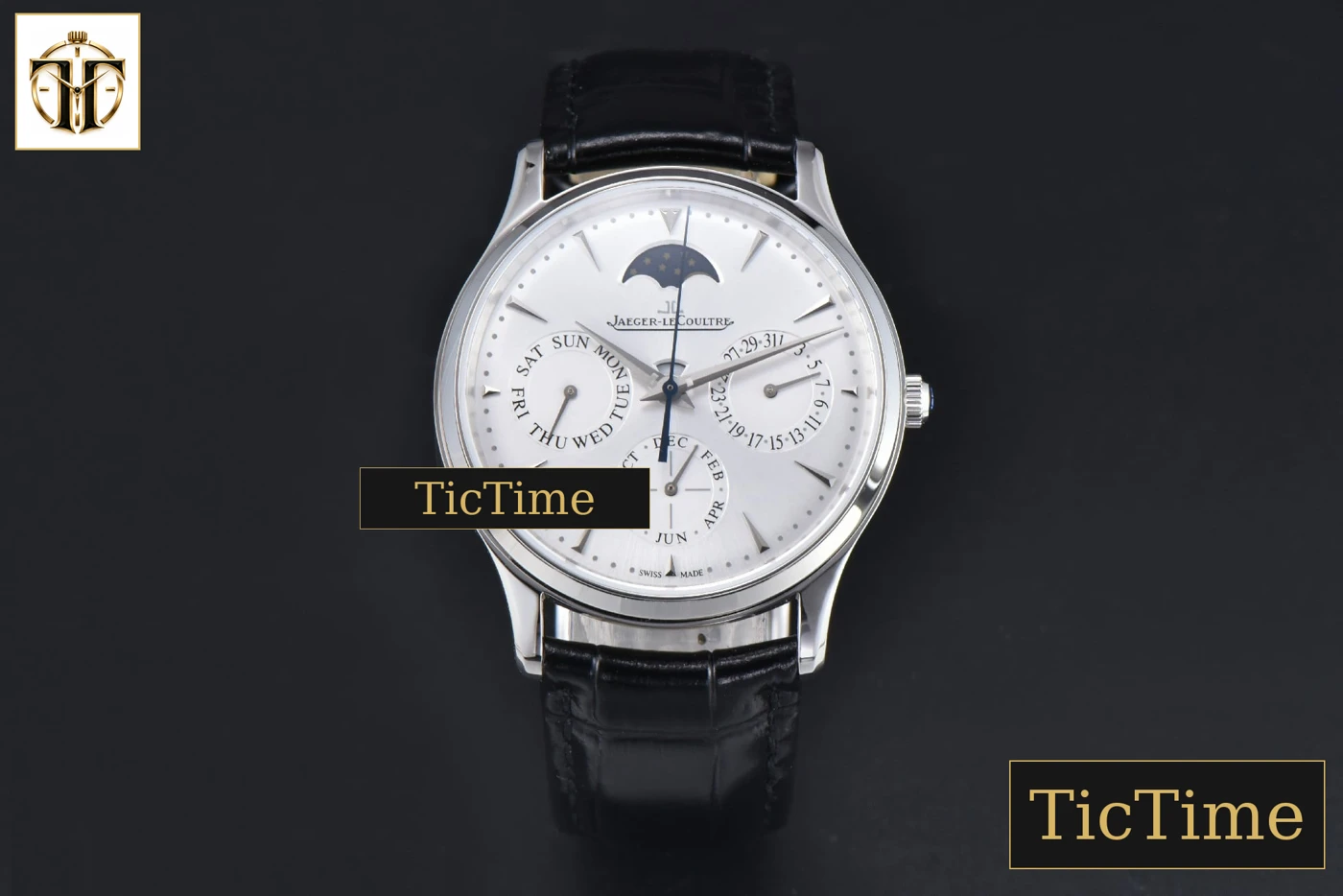 Vista frontal — Master Ultra Thin Perpetual Calendar 39mm VRF SS White Dial Black Leather Strap MY9015