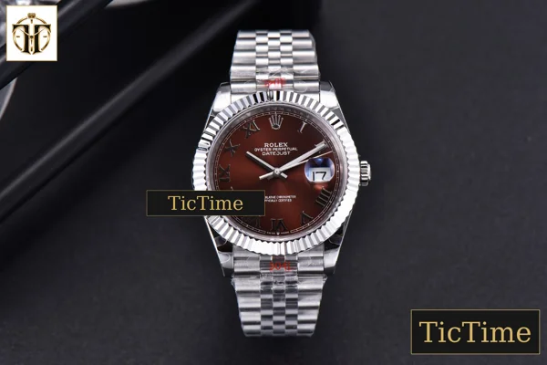 Foto frontal — Datejust 41mm GMF SS Borwn Dial Roma Marker Fluted Bezel Jubille Bracelet VR3235