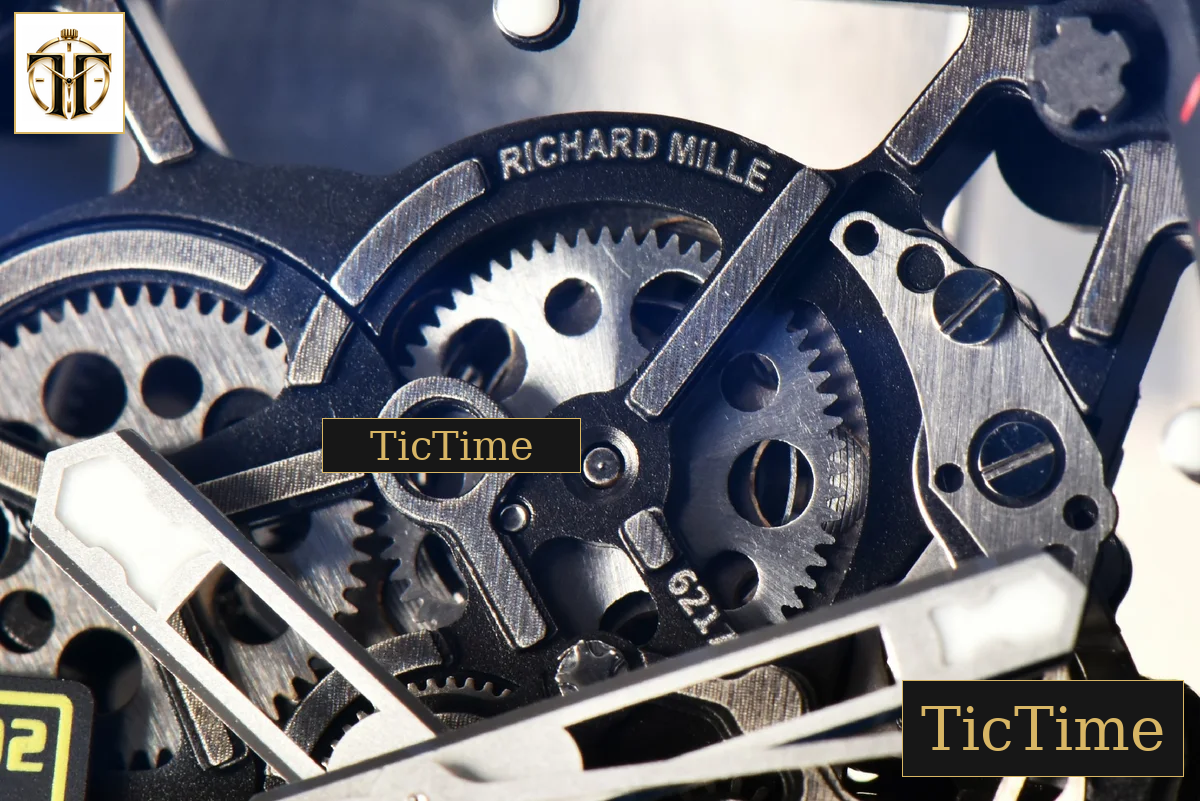 NTPT RM035-02 42mm ZF Skeleton Dial White Rubber Strap NH05A — foto 7