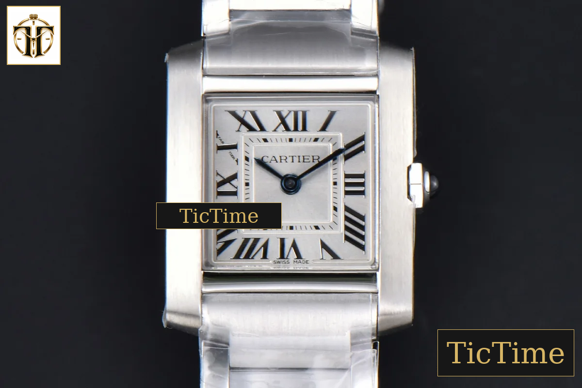 Tank Francaise Small 25.7mmx21.2mm 8848F SS Bracelet Quartz — foto 2