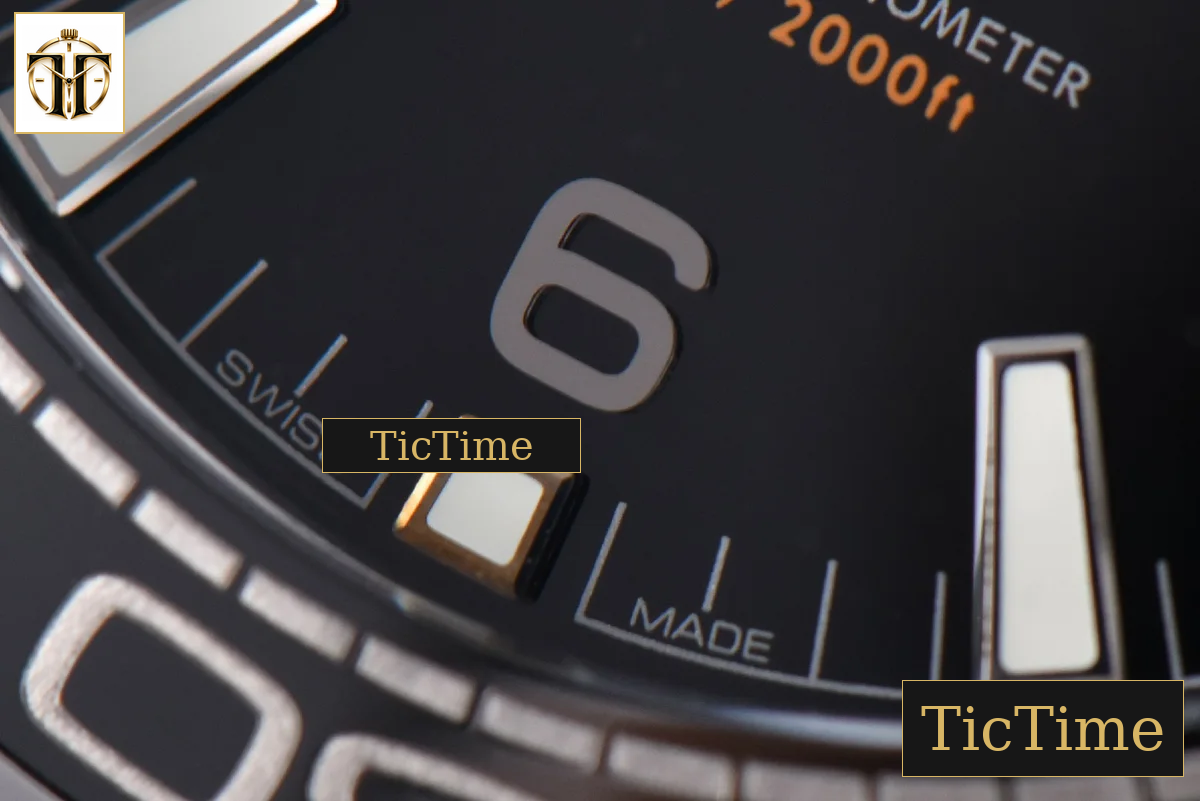 Planet Ocean 600m 43.5mm VSF Black Dial SS Bracelet A8906 — foto 8