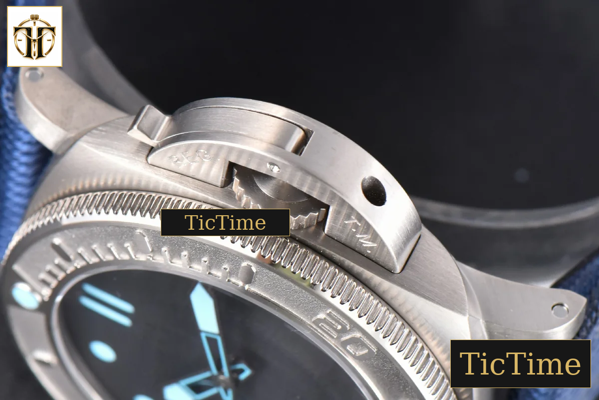 Mike Horn Submersible PAM985 47mm VSF Titanium Black Dial Nylon Strap P9010 — foto 12