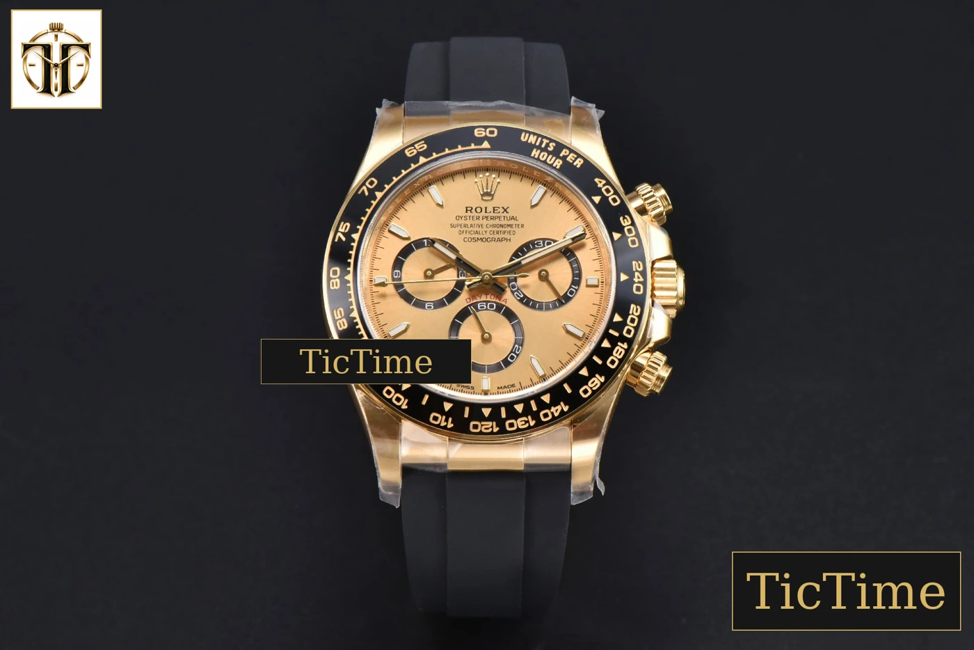 Vista frontal — Daytona 126518 40mm Clean Factory YG YG Dial YG Subdial Oysterflex Strap DD4131