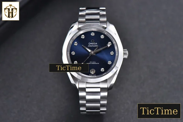 Foto frontal — Aqua Terra 150M Ladies 34mm VSF Blue Dial Diamond Marker SS Bracelet A8800