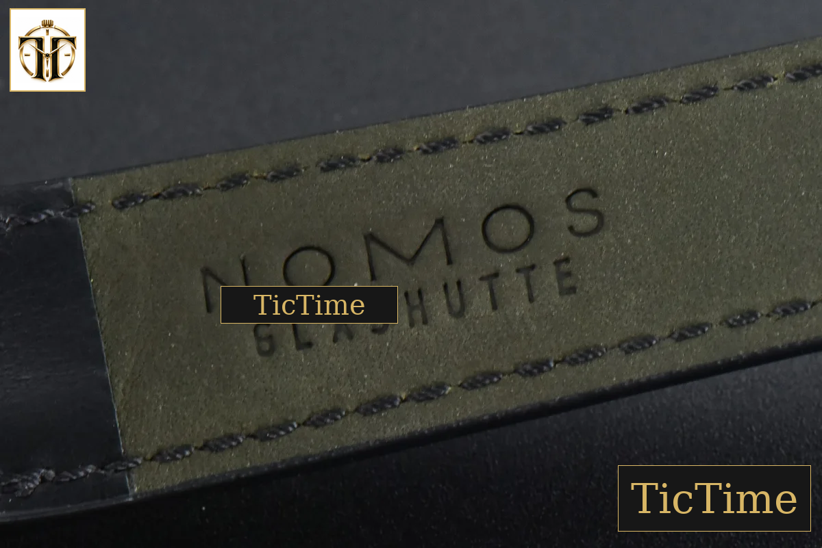 MKSF Light Dial Dark Patterned Strap — foto 15