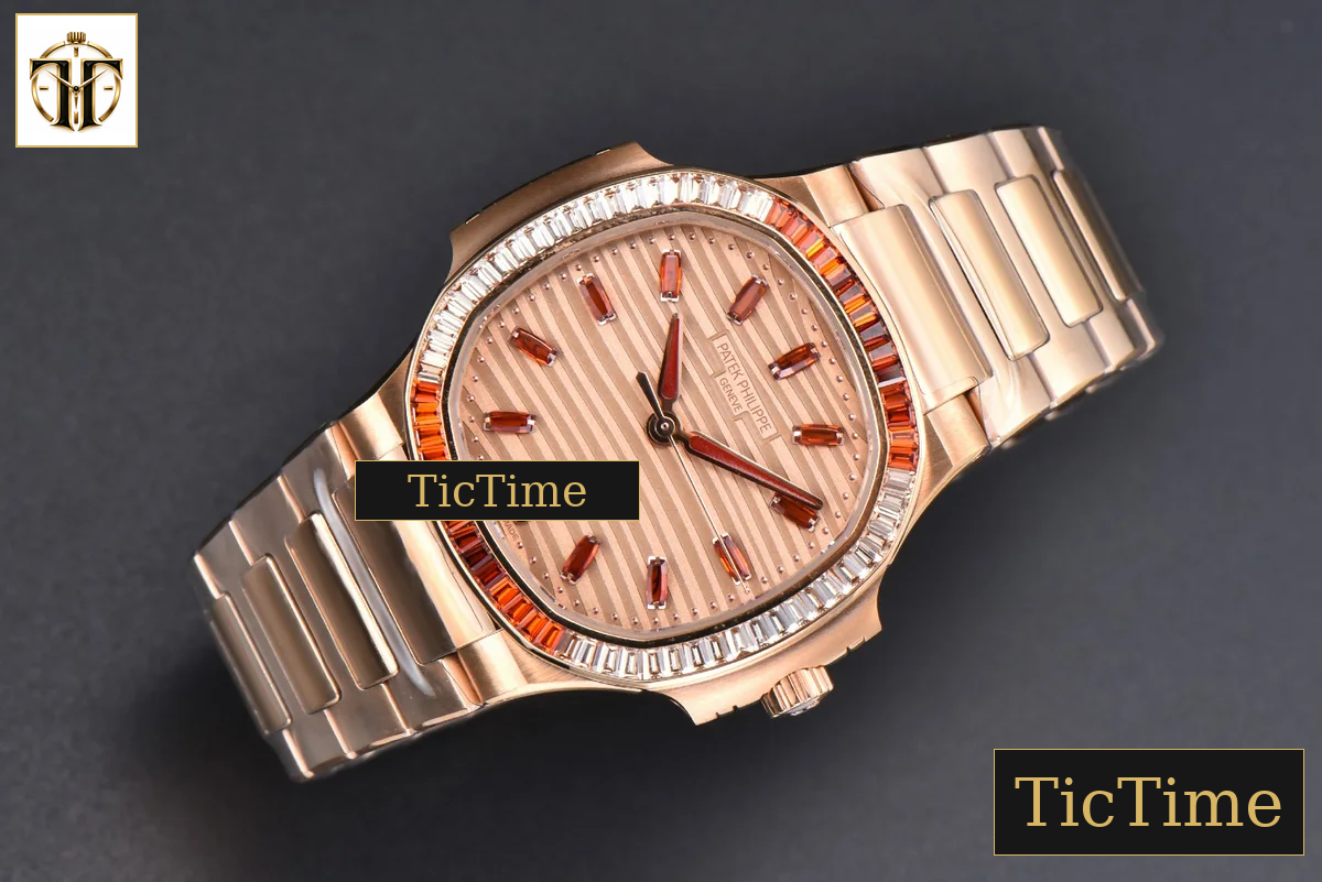 Nautilus Ladies 7118 35mm 3KF RG Rainbow Diamond RG Dial RG Bracelet 324CS — foto 4