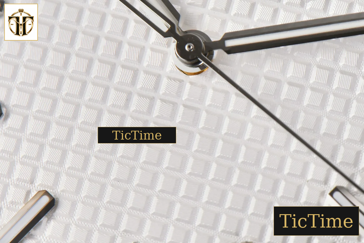 Royal Oak 15500 41mm APSF White Textured Dial SS Bracelet V2 A4302 — foto 8