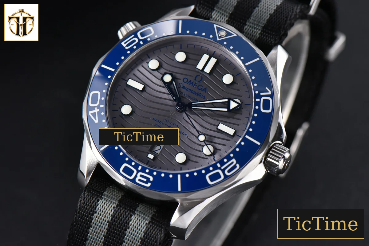 Seamaster Diver 300M 42mm VSF Gray Dial Nylon Strap A8800 — foto 5