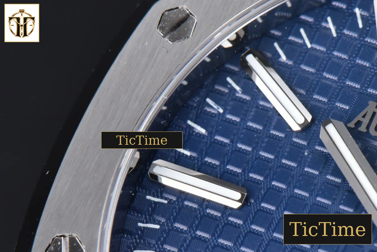 Royal Oak “50th Anniversary” 15510 41mm APSF SS Blue Dial SS Bracelet V2 Free Sprung SA4302 — foto 6