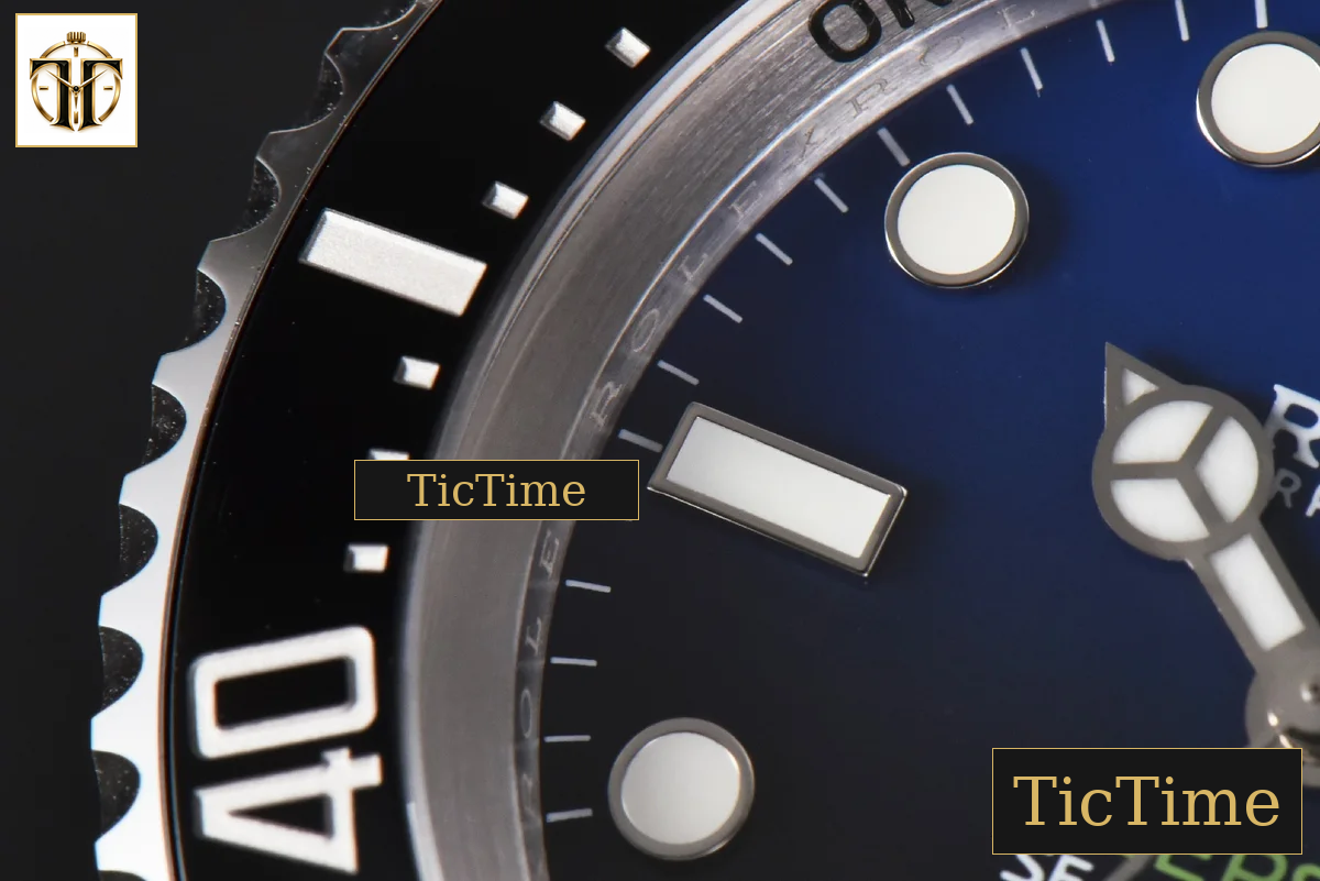 Sea-Dweller ‘D 126660 44mm CSF Blue’ Dial SS Bracelet VR3235 — foto 7