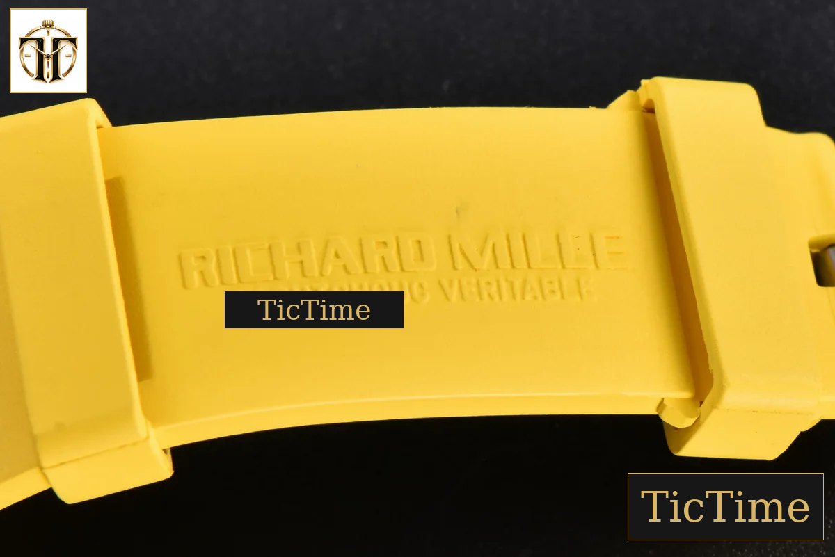 RM035-02 42mm T+F White Forged Carbon Skeleton Dial Red Crown Yellow Rubber Strap RMUL2 — foto 24