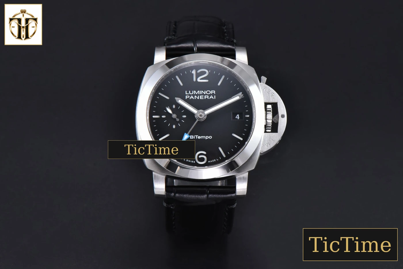 Vista frontal — Luminor Quaranta BiTempo PAM1365 40mm VSF Black Dial Leather Strap P900