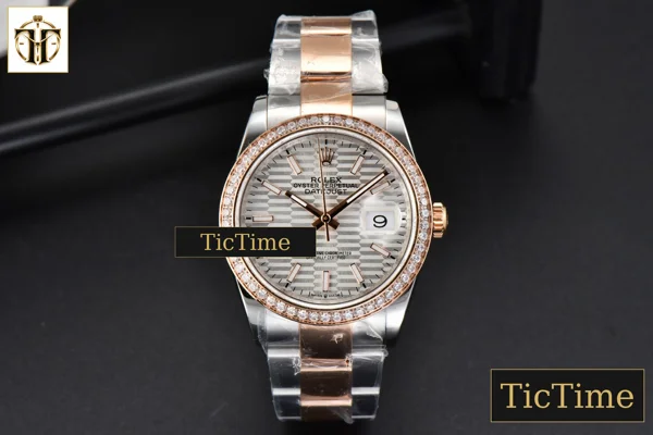 Foto frontal — DateJust 36mm BPF RG/SS Diamodn Bezel Silver Motif Dial Oyster Bracelet A2824