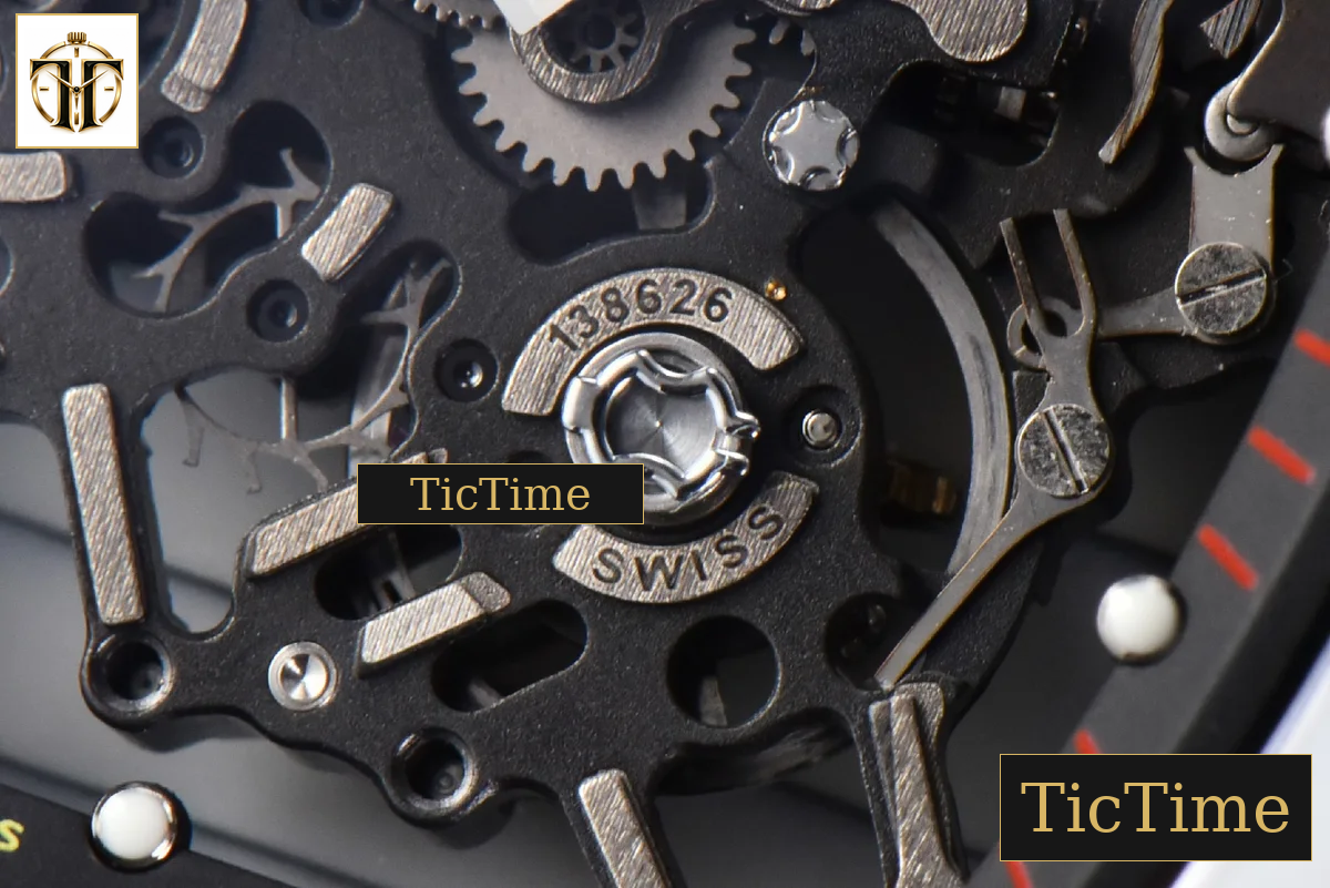 RM035-02 42mm T+F White Forged Carbon Skeleton Dial Red Crown Orange Rubber Strap RMUL2 — foto 10