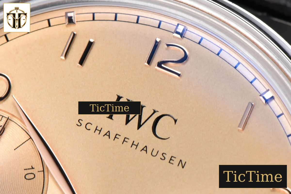 Portugieser Automatic 7 Days IWC0559C 42mm APSF YG Dial Gold Numeral Markers Black Leather Strap A52010 — foto 4