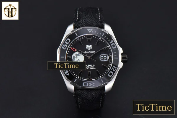 Foto frontal — Aquaracer Calibre 5 43mm OF Black Moon Dial Black Nylon Strap SW200
