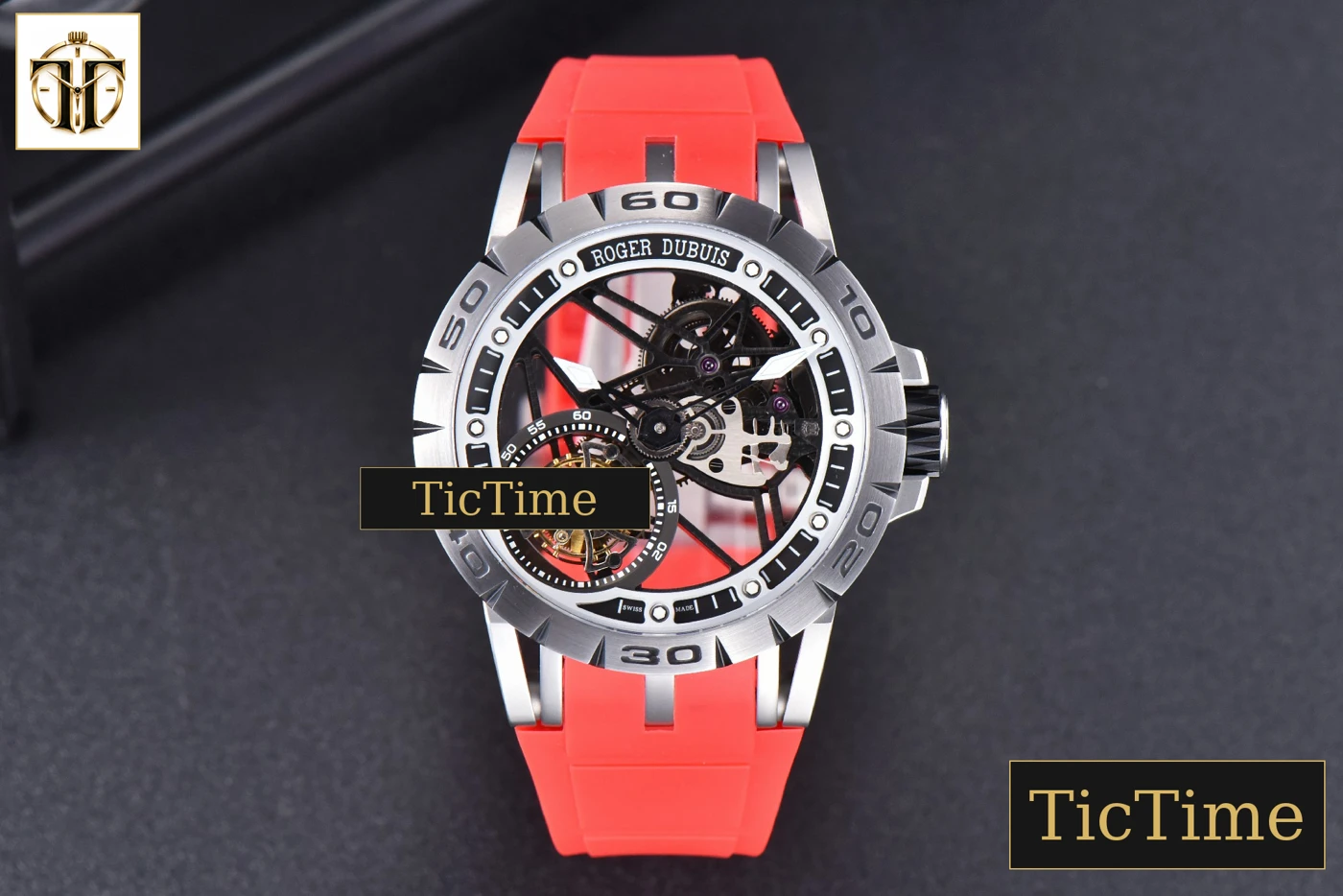 Vista frontal — Excalibur Sports Tourbillon 46mm JBF Titanium Skeleton Dial Black Crown Red Rubber Strap