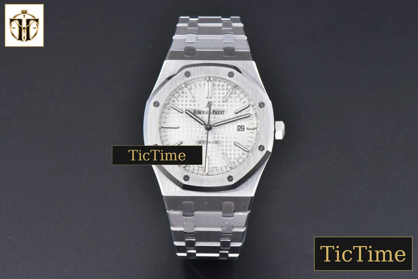 Vista frontal — Royal Oak 15400 41mm IPF White Textured Dial SS Bracelet SA3120
