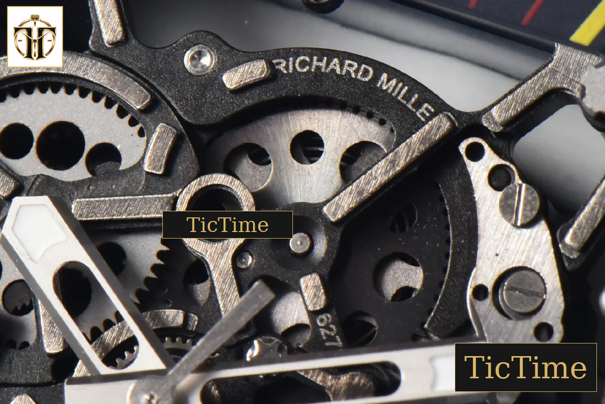 RM035-02 42mm T+F White Forged Carbon Black Skeleton Dial Red Crown Red Rubber Strap RMUL2 — foto 6