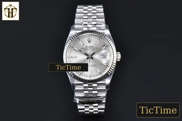 Foto frontal — DateJust 126234 36mm Clean Factory Silver Dial Jubilee Bracelet VR3235
