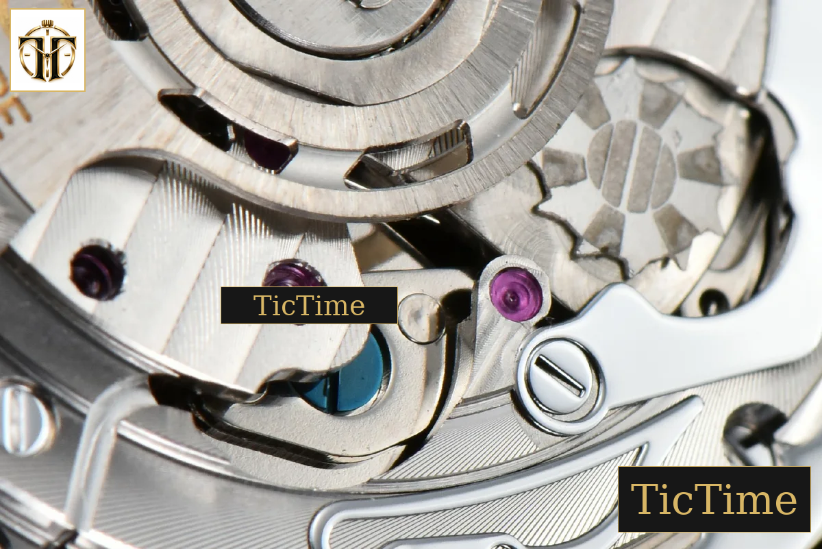 Chronomat B01 42mm GF RG/Black Dial SS Bracelet 7750 — foto 25