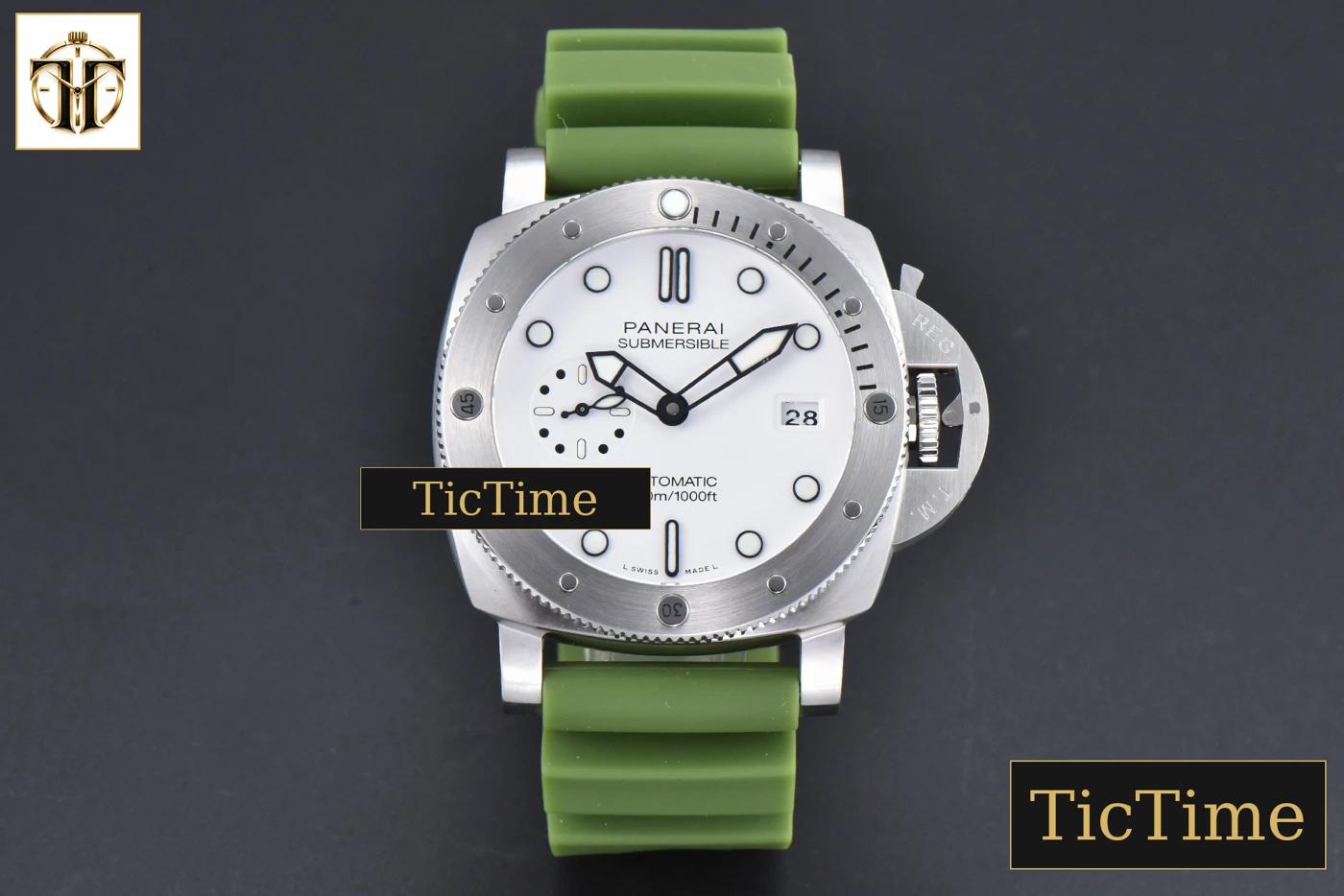 Vista frontal — PAM1226 44mm TTF White Dial Rubber Strap P9010
