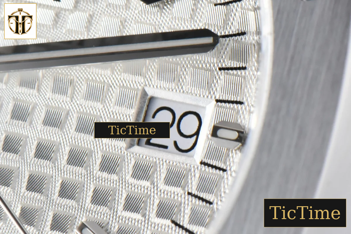 Royal Oak 15450 37mm ZF White Textured Dial SS Bracelet SA3120 — foto 9