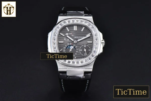 Foto frontal — Nautilus 5712 40mm PPF Diamond Gray Dial Moonphase Leather Strap V4 A240