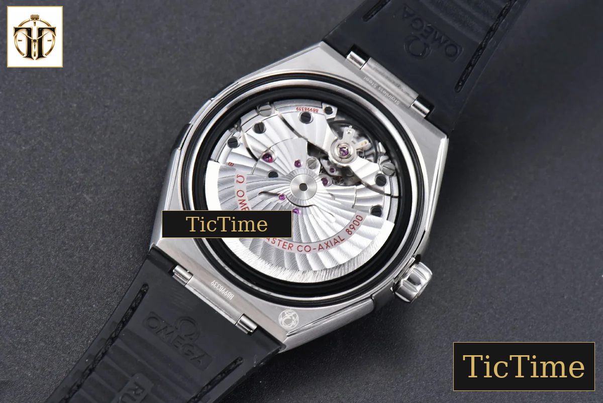 Constellation 41mm VSF Black Dial Black Black/Silver Bezel Gummy Strap A8900 — foto 17