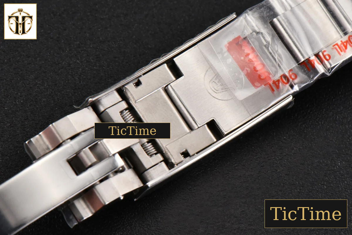 Sea-Dweller ‘D 126660 44mm CSF Blue’ Dial SS Bracelet VR3235 — foto 29