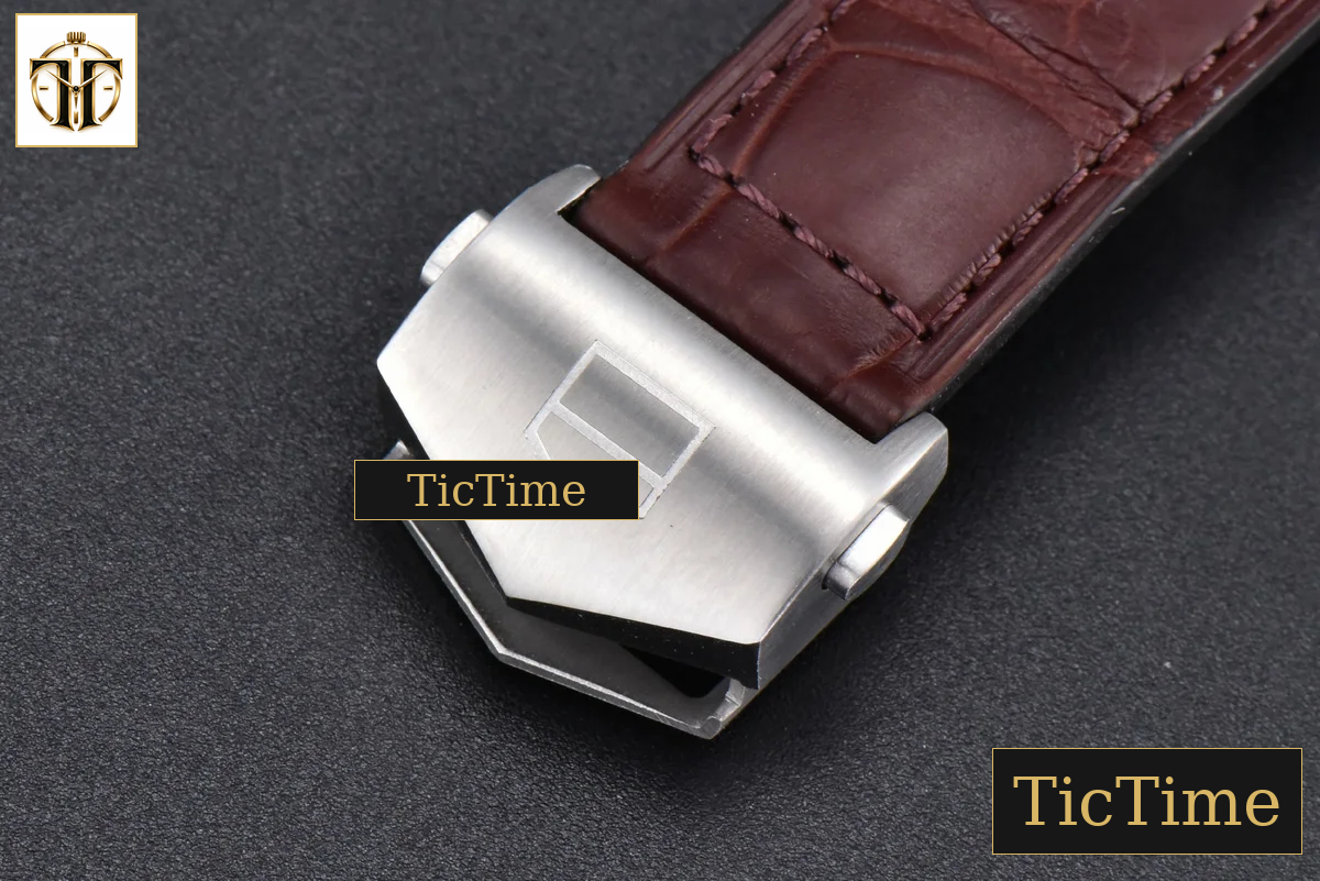Aquaracer Calibre 5 43mm OF Black Dial Brown Hand Brown Leather Strap SW200 — foto 16