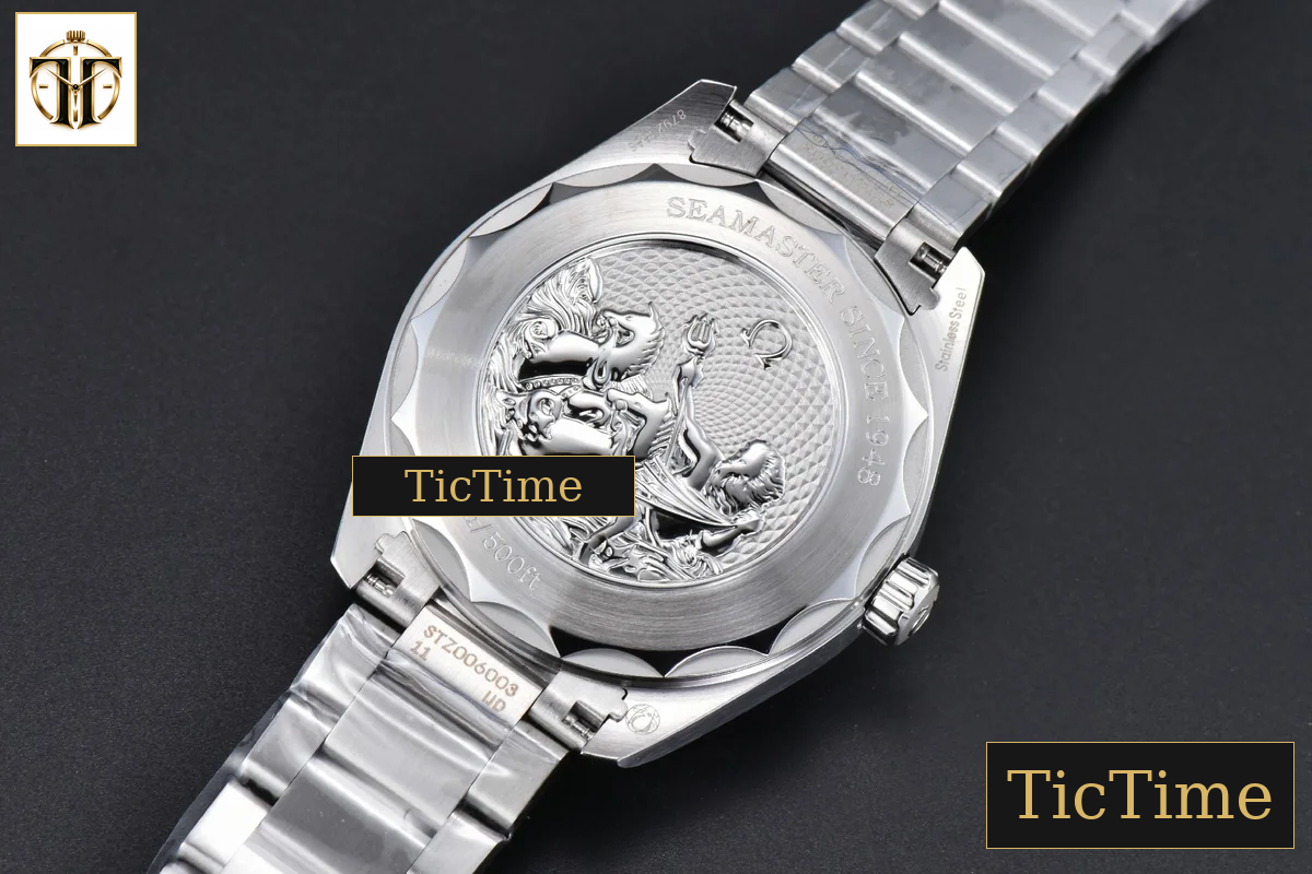 Aqua Terra 150m GMT Worldtimer 43mm VSF Ice Blue Dial SS Bracelet A8938 — foto 16