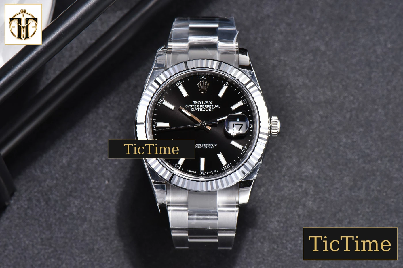Vista frontal — DateJust Fluted Bezel 126334 41mm VSF Black Dial Oyster Bracelet VS3235