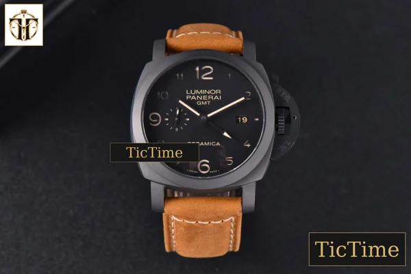 Foto frontal — Luminor 1950 GMT PAM441 44mm VSF Ceramic 3 Days Black DIal Leather Strap P9001